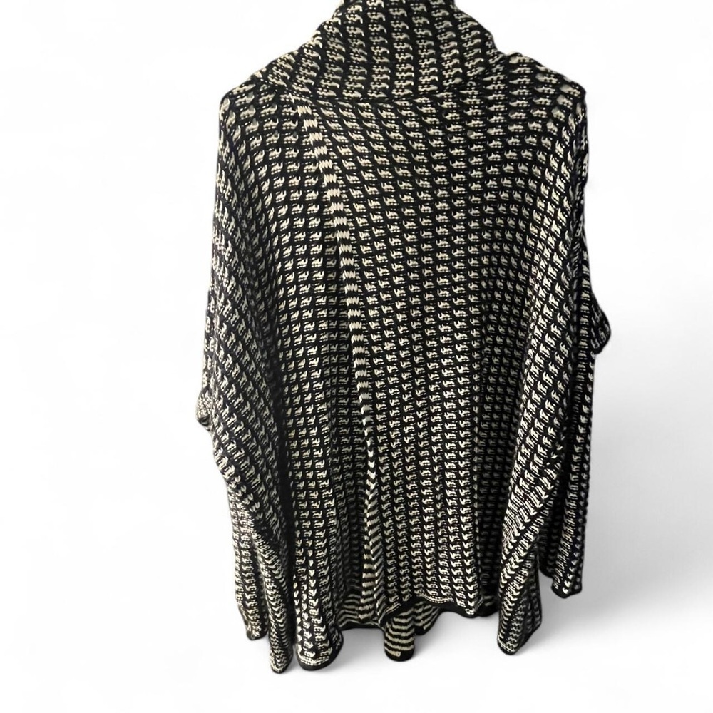 Elan Monochrome Cowl Neck Sweater - Picture 5 of 6